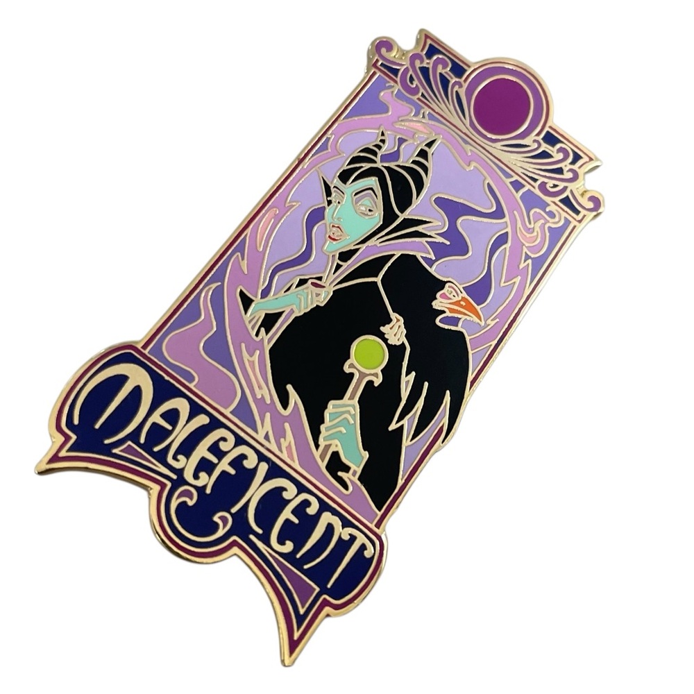 Disney Pins Set of 2 Maleficent Fan Club Villain Diablo Raven LE 1000 - Picture 6 of 8